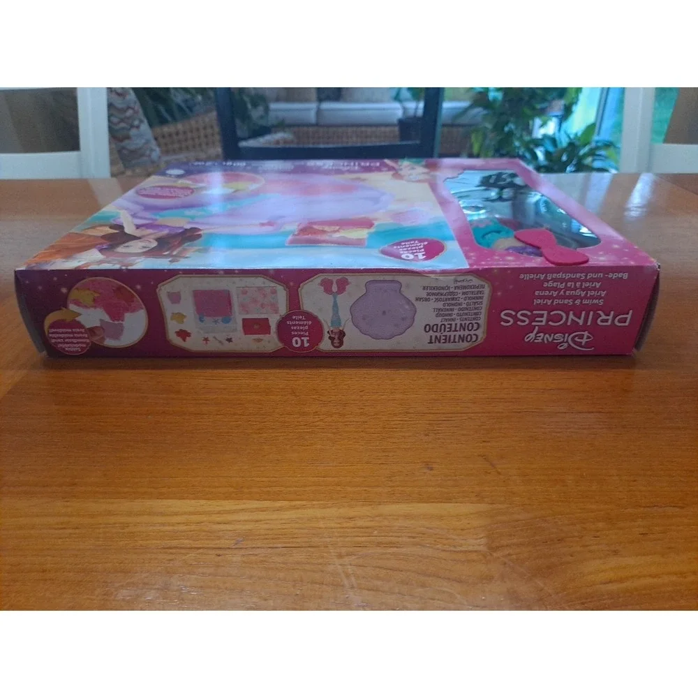 NIB‎ Mattel Disney Princess Ariel Mermaid Doll & Swim And Moldable Sand HWB39